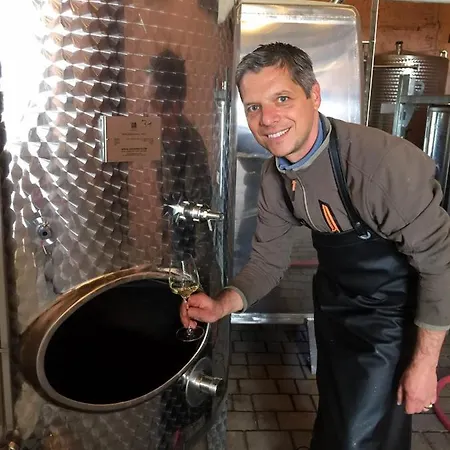 Kapelle - Urlaub Auf Dem Weingut Daire Maring-Noviand